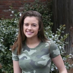 Meet your Posher, Avery